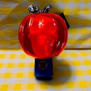 Bath & Body Works Pumpkin Skull Wallflower Fragrance Plug Holder 🆕 🎃 SPOOKY
